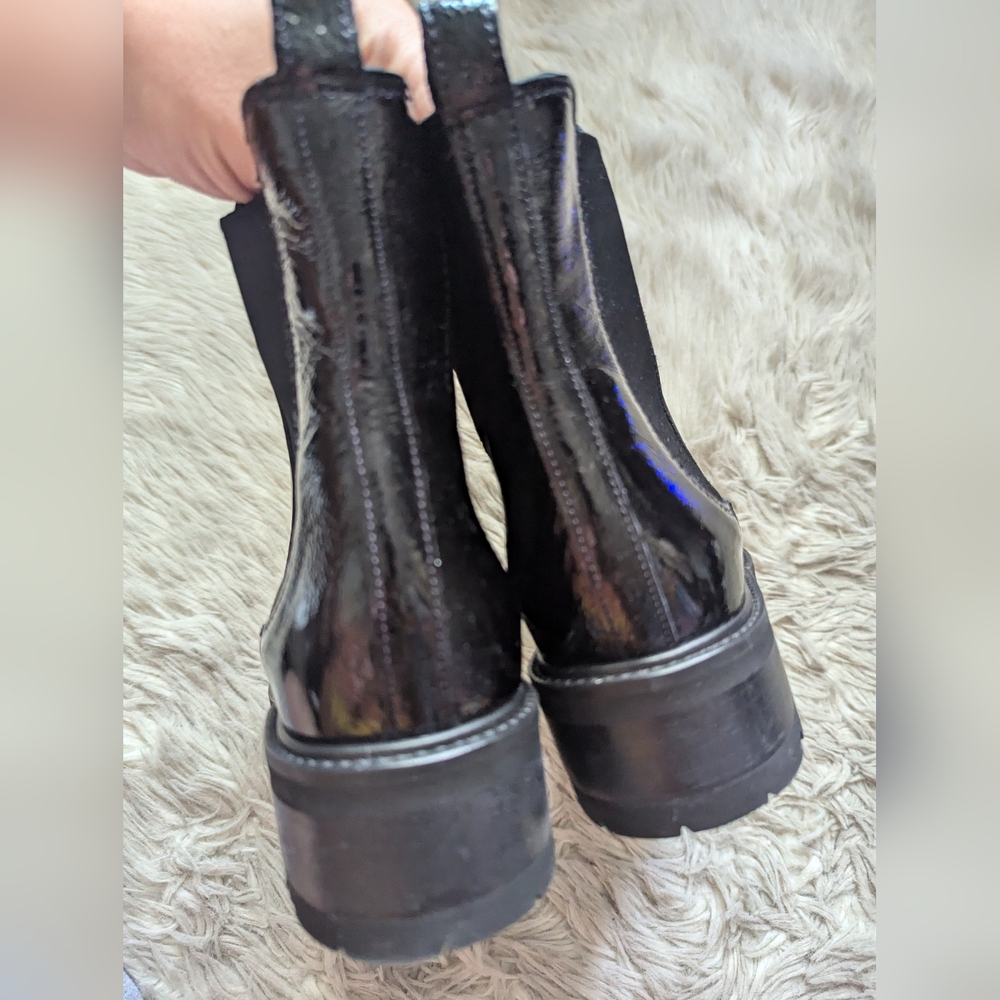 NWT La CANADIENNE Cosner Black Patent Leather Chelsea Boots - Picture 10 of 14